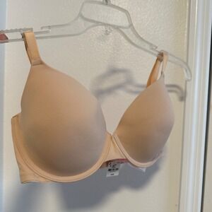 NWT Victoria's Secret Pink Wear Everywhere T shirt bra lightly lined nude 34DD